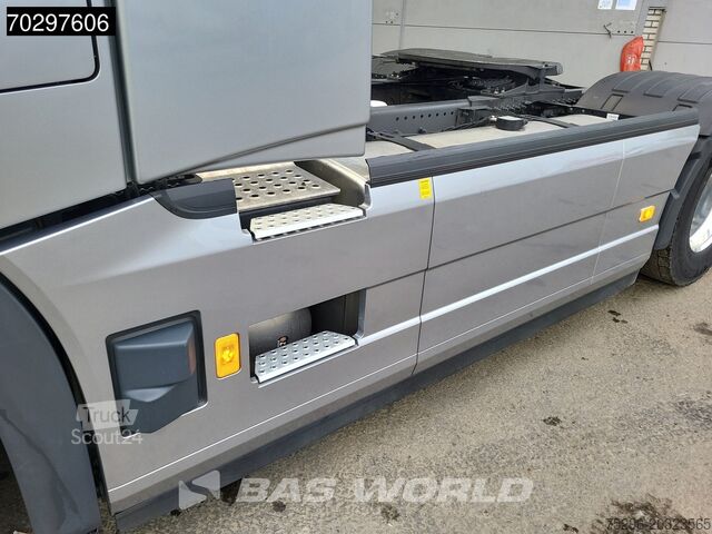 Standart-SZM Volvo FH 500 4X2 Retarder I-ParkCool 2xTanks Navi ACC...
