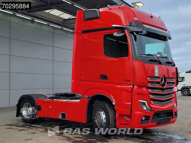 Padrão-SZM Mercedes Actros 1858 4X2 GigaSpace Retarder 2xTanks Leat...