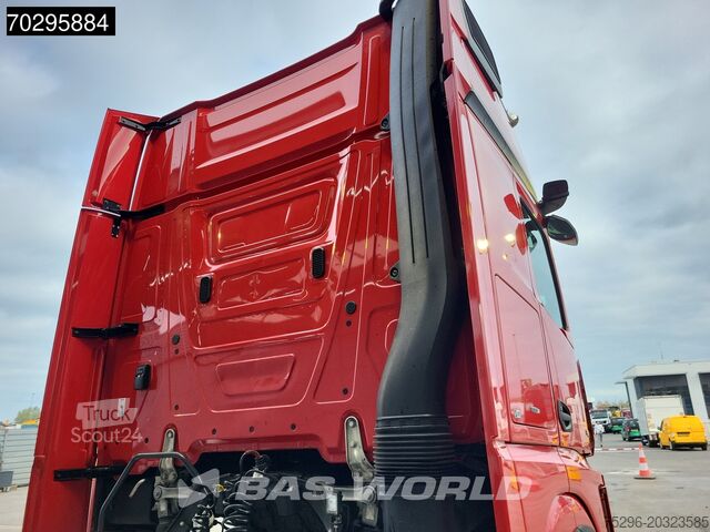 Standard-SZM Mercedes Actros 1858 4X2 GigaSpace Retarder 2xTanks Leat...