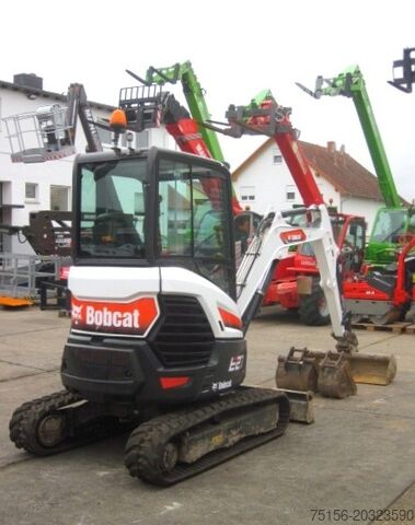 Mini-pelle Bobact E27Z 3x Löffel