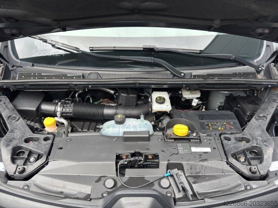 Panelvan RENAULT TRAFIC  L2H1 3,0T KOMFORT