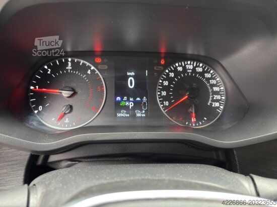 Panelvan RENAULT TRAFIC  L2H1 3,0T KOMFORT