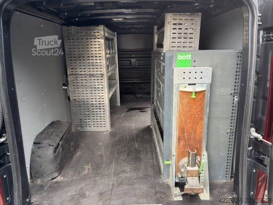 Panelvan RENAULT TRAFIC  L2H1 3,0T KOMFORT