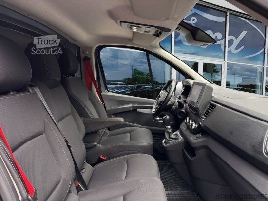 Panelvan RENAULT TRAFIC  L2H1 3,0T KOMFORT