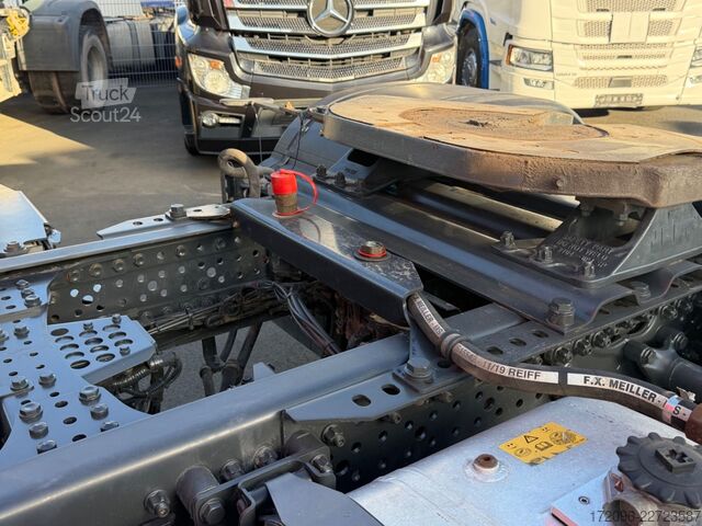 Tractora standard MERCEDES-BENZ Arocs 5 1845 4x4HAD, Dauerhydraulik, Retarder