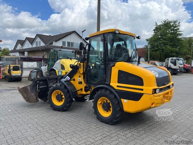 Wiellader JCB Radlader 407 T4 Radlader nur 1089 h Schaufel+Gab