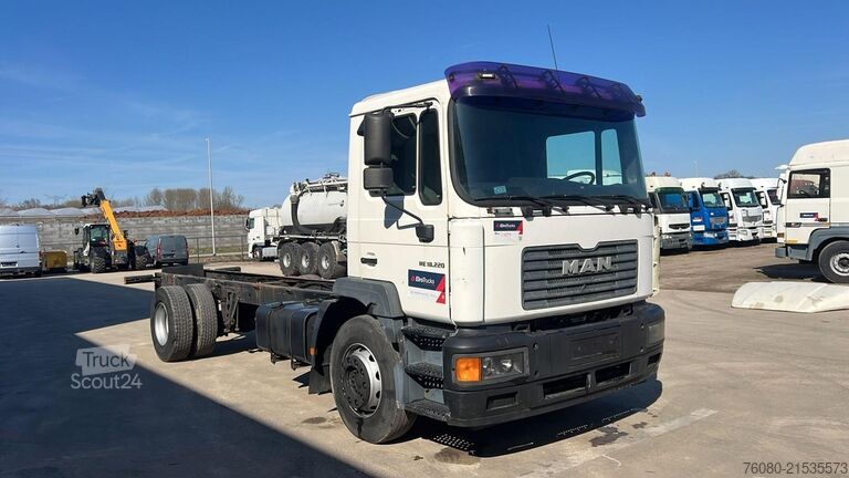 Шаси с кабина MAN ME 18.220 (GOOD CONDITION / BONNE ETAT / MANUAL...