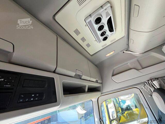 Vakio vetoauto Ford F-MAX 500
