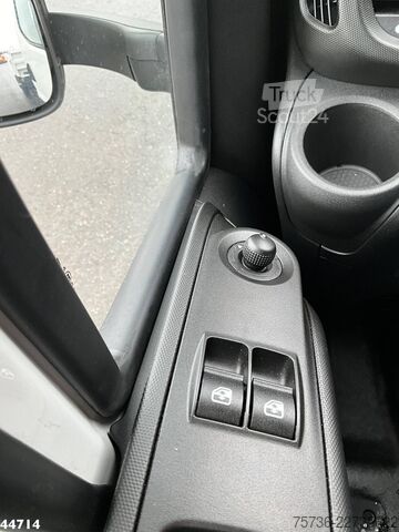 3-puoleinen kippauslaite Iveco Daily 72C18 HMF laadkraan 3,4 Tonmeter laadkraa...