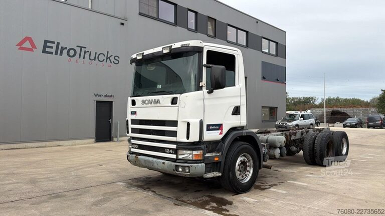 Alusta ja ohjaamo Scania 124 - 400 (MANUAL PUMP / POMPE MANUELLE / BOITE...