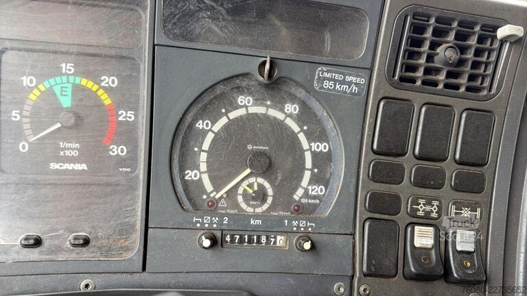 Alusta ja ohjaamo Scania 124 - 400 (MANUAL PUMP / POMPE MANUELLE / BOITE...