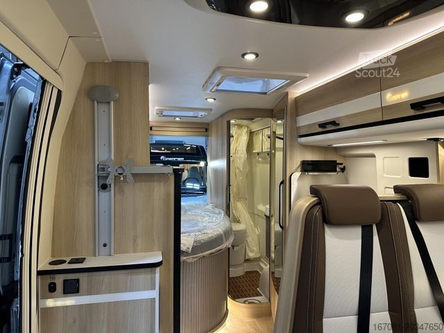 Camper van DREAMER Select D62 Saphir Messe-Leipzig-Halle 5A-Stand33