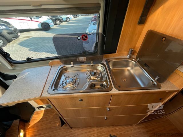 Camper van PÖSSL 2Win Plus 3. Bett | Markise, RFK