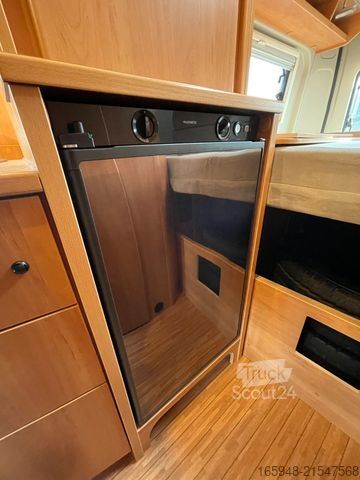 Camper van PÖSSL 2Win Plus 3. Bett | Markise, RFK