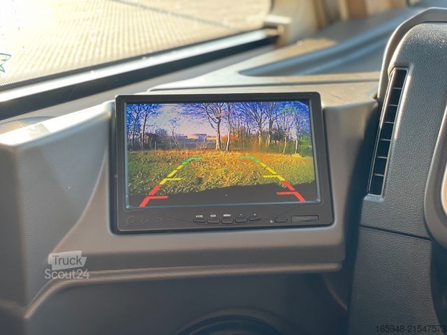 Integriertes Wohnmobil MOBILVETTA I 90 KEA | Face 2 Face, Franz. Bett