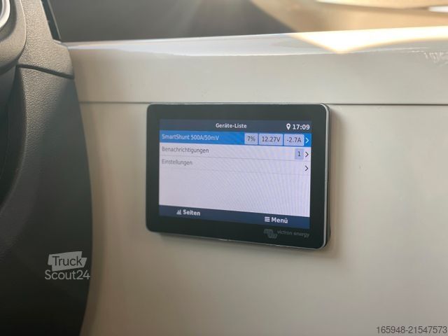 Integriertes Wohnmobil MOBILVETTA I 90 KEA | Face 2 Face, Franz. Bett