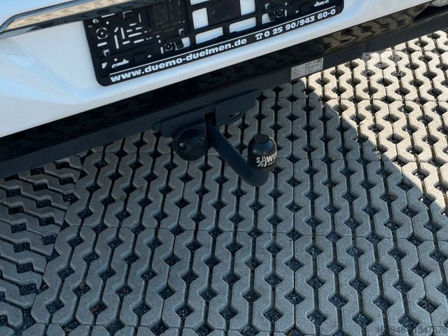 Teilintegriertes Wohnmobil EURAMOBIL 675 SB PROFILA RS | Hubbett, Französisches Bett