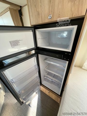 Teilintegriertes Wohnmobil EURAMOBIL 675 SB PROFILA RS | Hubbett, Französisches Bett