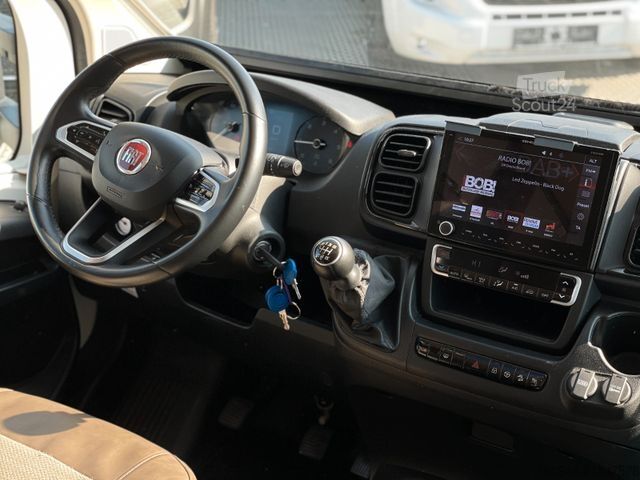 Teilintegriertes Wohnmobil EURAMOBIL 675 SB PROFILA RS | Hubbett, Französisches Bett