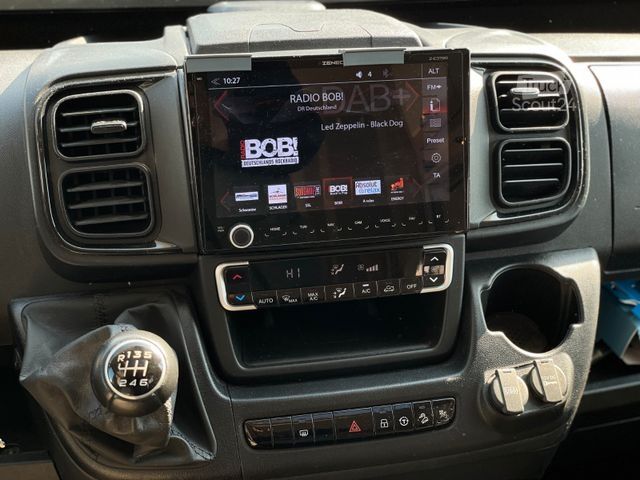 Teilintegriertes Wohnmobil EURAMOBIL 675 SB PROFILA RS | Hubbett, Französisches Bett