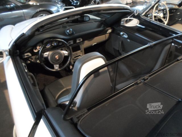 Fourgon PORSCHE 911 Turbo Cabrio