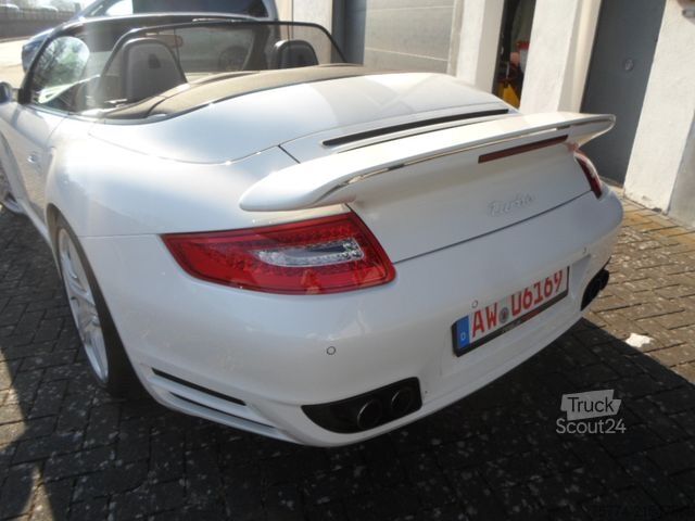 Fourgon PORSCHE 911 Turbo Cabrio