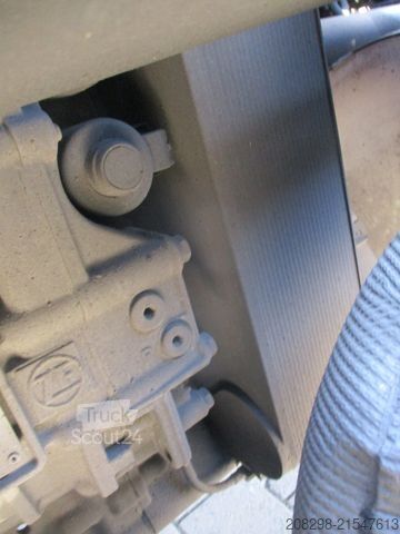 Standardni vlačilec IVECO S WAY 460 LNG | AIRCO | INTARDER | 2 BEDS | AS44