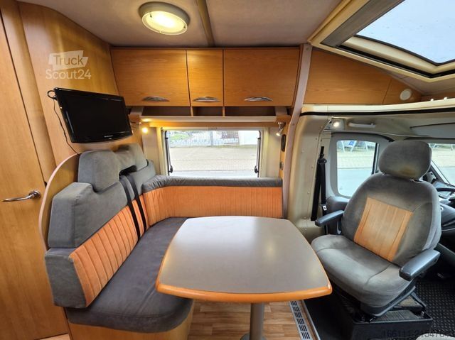 Camper semintegrato EURAMOBIL Contura 660HB - Festbett - Solar -
