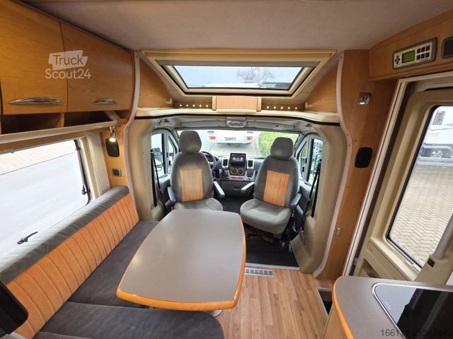 Camper semintegrato EURAMOBIL Contura 660HB - Festbett - Solar -