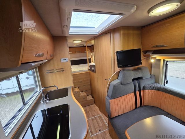 Camper semintegrato EURAMOBIL Contura 660HB - Festbett - Solar -