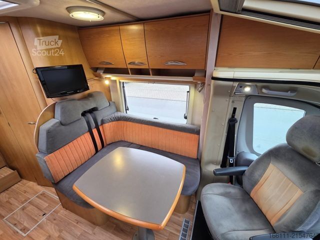 Camper semintegrato EURAMOBIL Contura 660HB - Festbett - Solar -