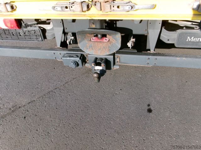 Camion de boissons MERCEDES-BENZ Atego 818 Getränke City Aufbau AHK