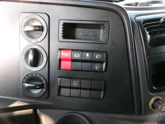 Camion de boissons MERCEDES-BENZ Atego 818 Getränke City Aufbau AHK