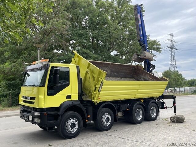 Grua montada em camião iveco Stralis AD340T41  8x4 *KLIMA*PENZ 10.83H Kran*