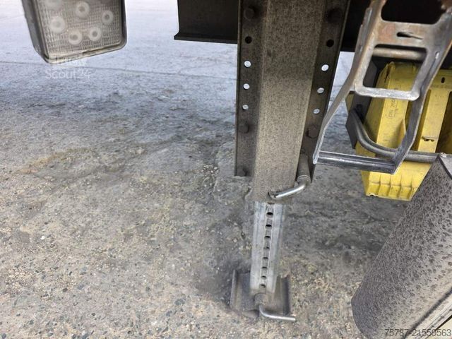 Yürüyen tabanlı yarı römork KRAKER 92 cbm Schubboden, Lift,WABCO ABS,sauberer Boden