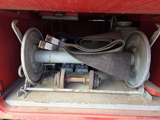 Special purpose truck  W50 L/LF IFA Löschfahrzeug mit Pumpe + Tank