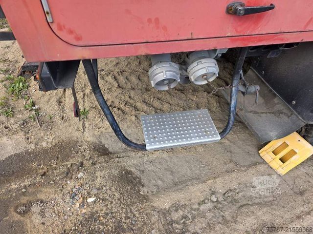 Special purpose truck  W50 L/LF IFA Löschfahrzeug mit Pumpe + Tank