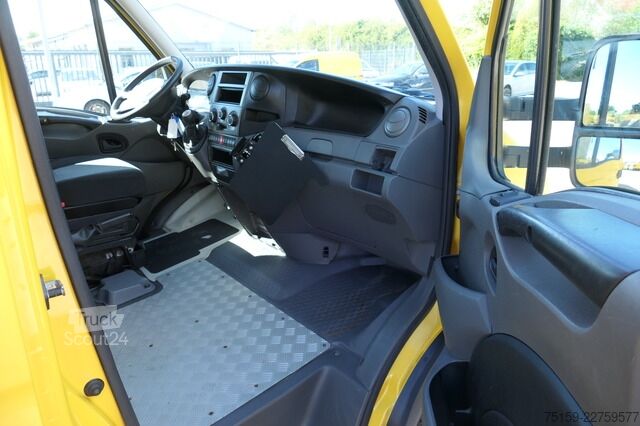 Skříňová dodávka iveco Daily 35 S11 C30C AUTOMATIK KAMERA Regale LUFT DURCHGANG EURO-5 CoC