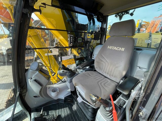 Pelle sur chenilles Hitachi ZX225USLC-6