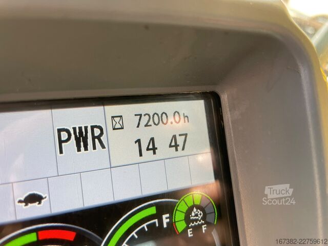 Pelle sur chenilles Hitachi ZX225USLC-6