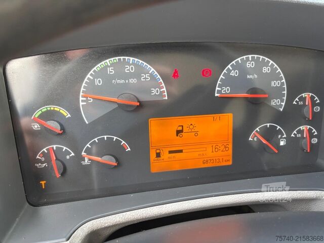 Hűtött/fagyasztott szállítás Volvo FL 240 + THERMO KING + CHEREAU + EURO 5 + LIFT ...