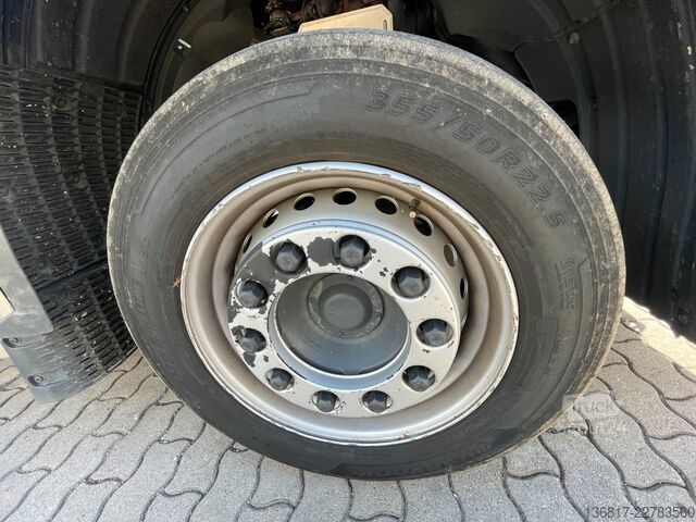 Влекач за голям обем DAF XG+ 530 FT Lowliner LL Retarder Standklima ACC