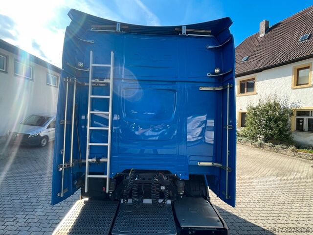 Влекач за голям обем DAF XG+ 530 FT Lowliner LL Retarder Standklima ACC