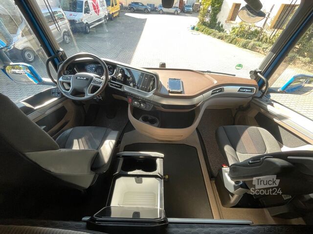 Влекач за голям обем DAF XG+ 530 FT Lowliner LL Retarder Standklima ACC