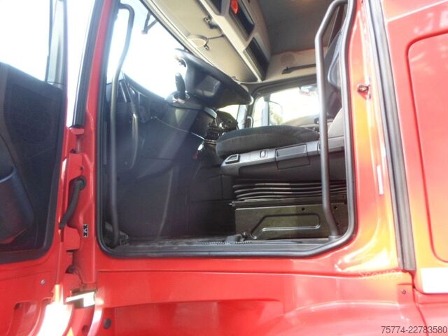 Kamyon üzerine monteli vinç MERCEDES-BENZ 2648/6x4/HMK  4 L/ Montagekran