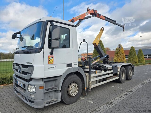 Roll-off-kippi kuorma-auto MERCEDES-BENZ Actros 2541 + Kran Palfinger / RETARDER