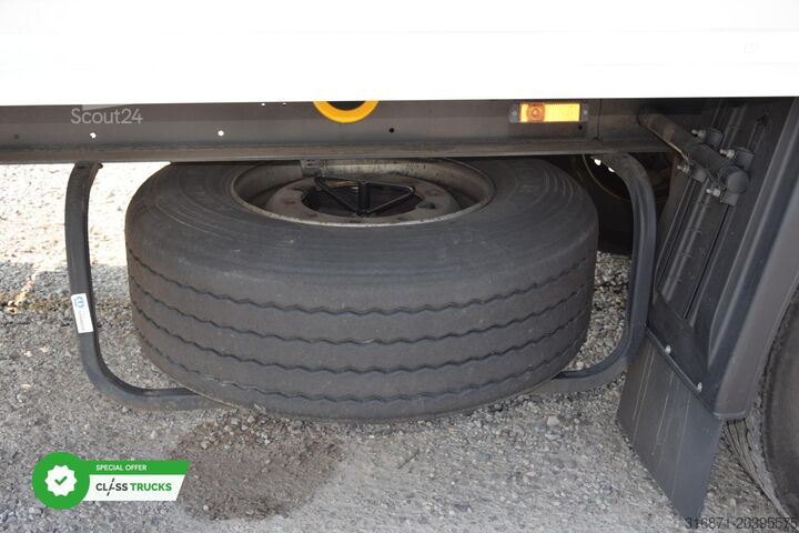 Reefer semitrailer KRONE SDR Cool Liner FP 60 ThermoKing SLXi 300