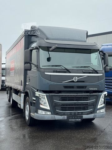 Autocarro con pianale e telone VOLVO FM 410 / LBW / 2 x AHK / LENKACHSE / 19 PAL