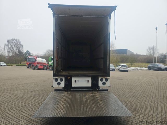 Box truck MAN 18.264 MLLC