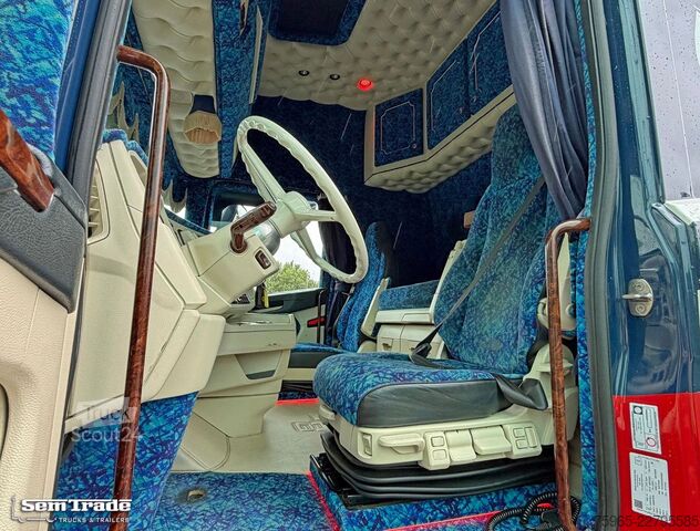 Стандартен влекач SCANIA S520 V8 NGS FULL OPTIONS RETARDER 2x TANKS SPECI